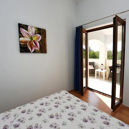 Villa Kmacici 376 *