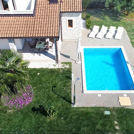 Kmacici 376 Villa